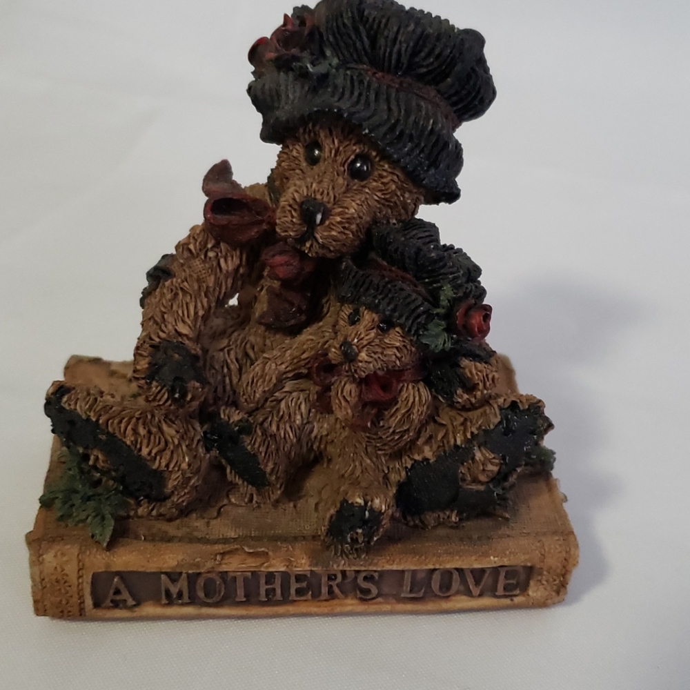 Boyd's Bears & Friends